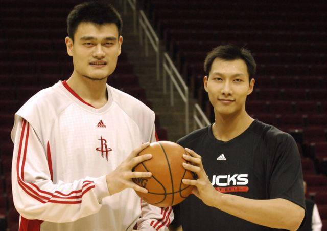 阵容老化的